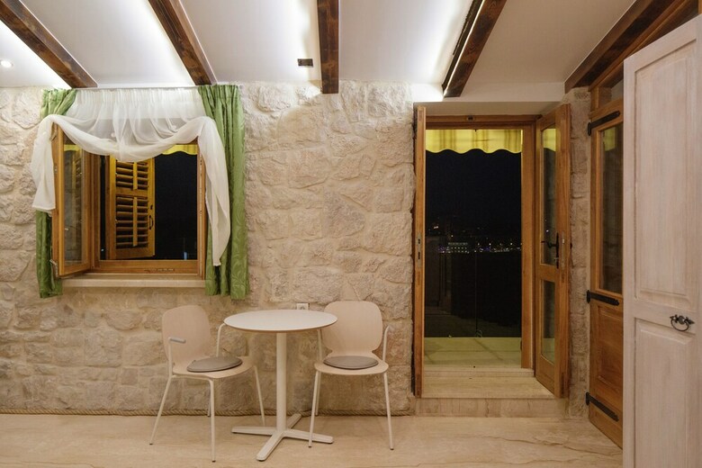 Apartamentos Luxury View Damida