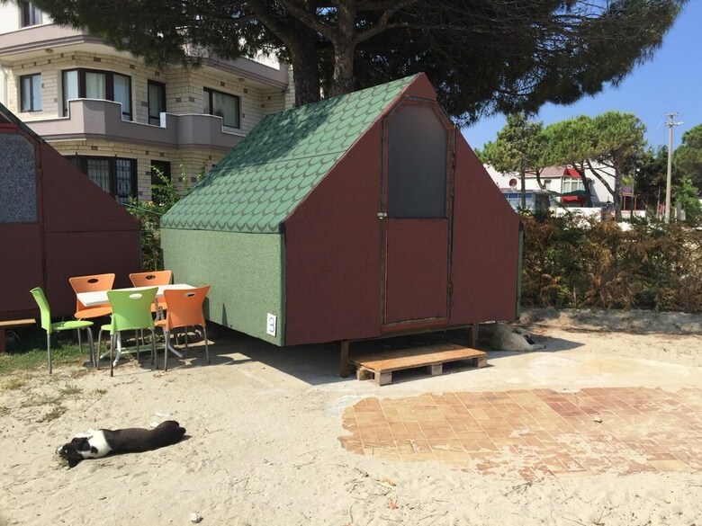 Hotel Mola Camping