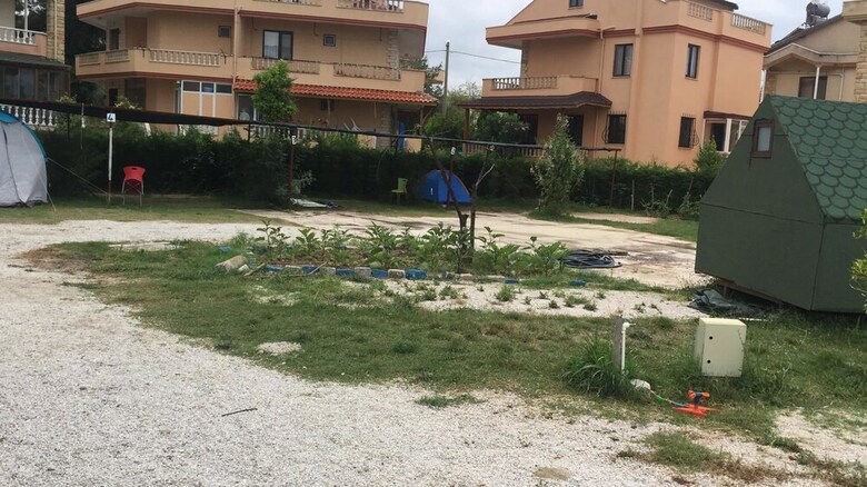 Hotel Mola Camping