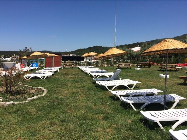 Hotel Mola Camping