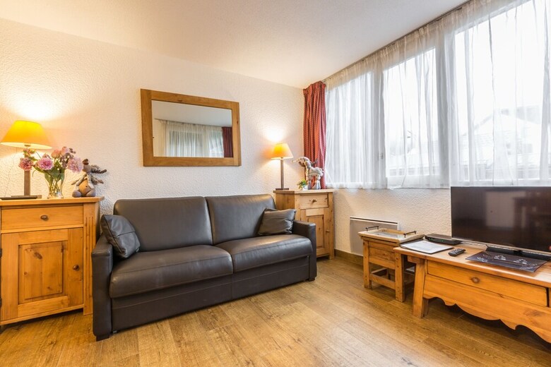 Apartment Mummery 1