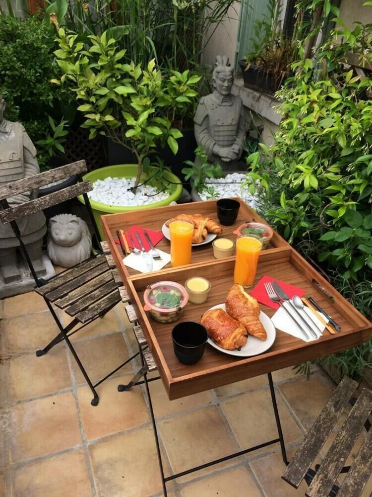 Hotel Nico Zen Home