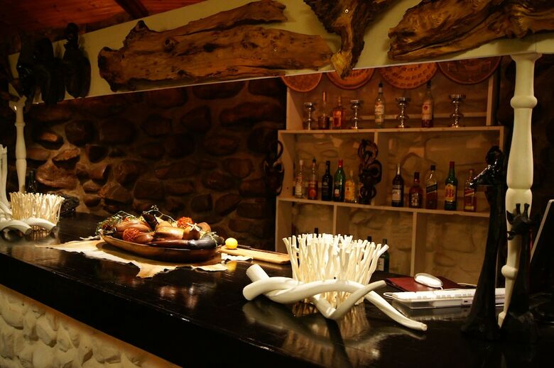 Posada Inverdoorn Private Game Reserve