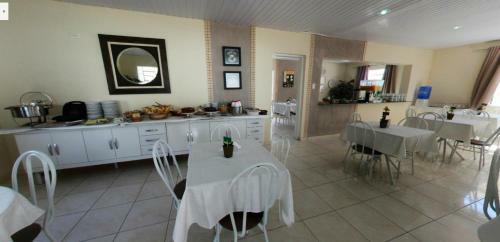 Hostal Hotel Pousada Delplata