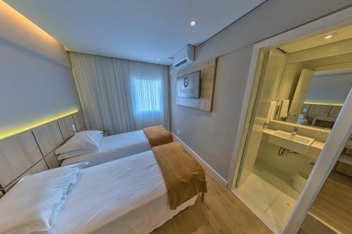 Hotel Shelton