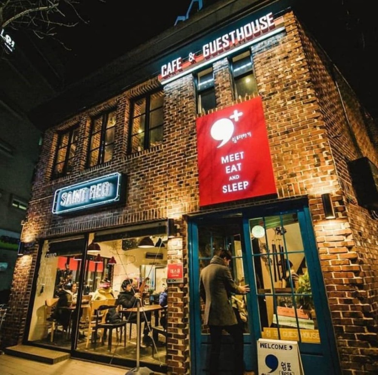 Hostal Comma Plus - Hostel