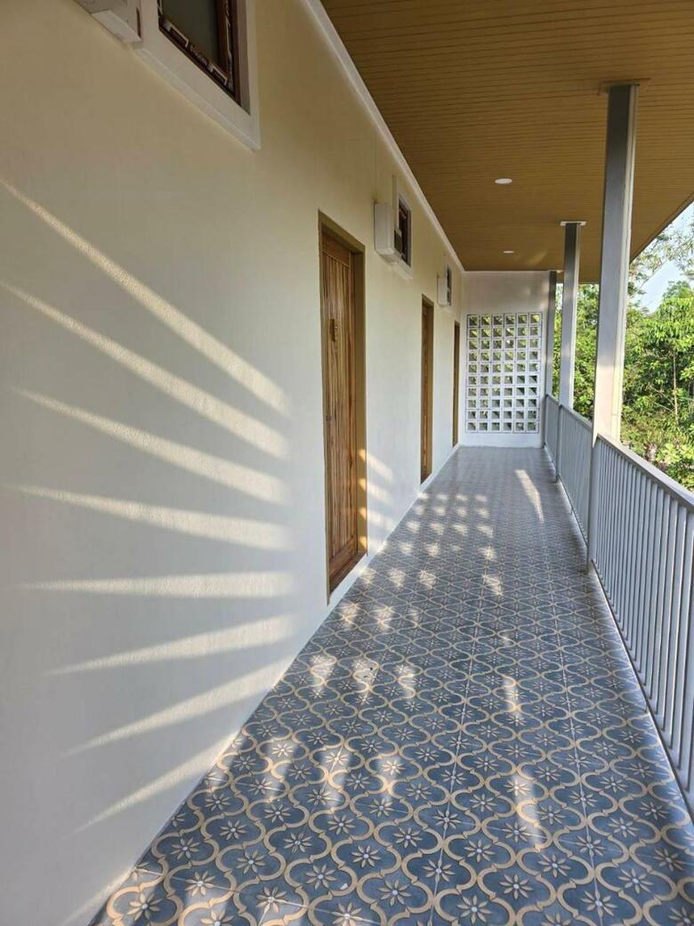 Hotel Baannai Lakeview Resort