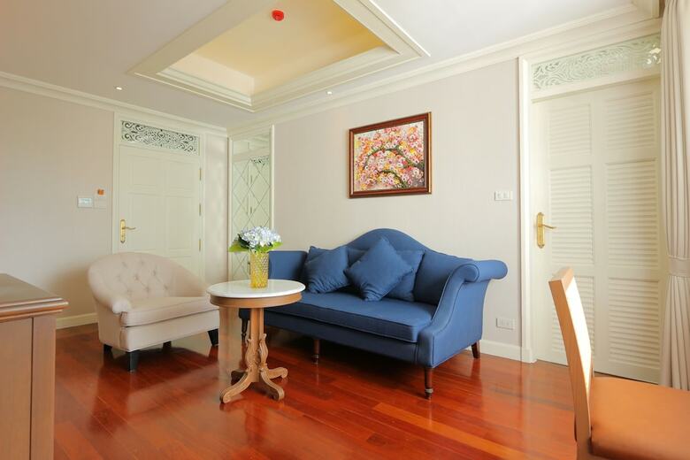 Hotel Hiranyakul  House