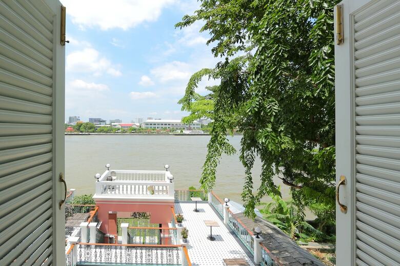 Hotel Hiranyakul  House