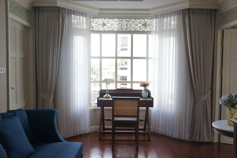 Hotel Hiranyakul  House