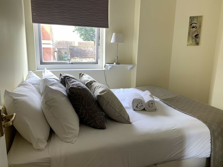 Apartamentos The Courtyard, Windsor, 2 Beds