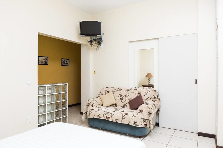 Studio Djalma Ulrich 49 - #100b Apartment 1