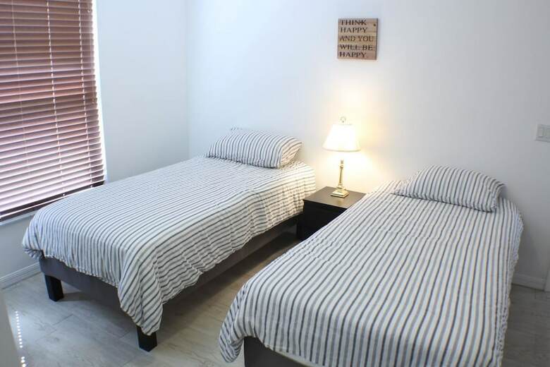 Villa Florida - Comfort - 4 Bedroom