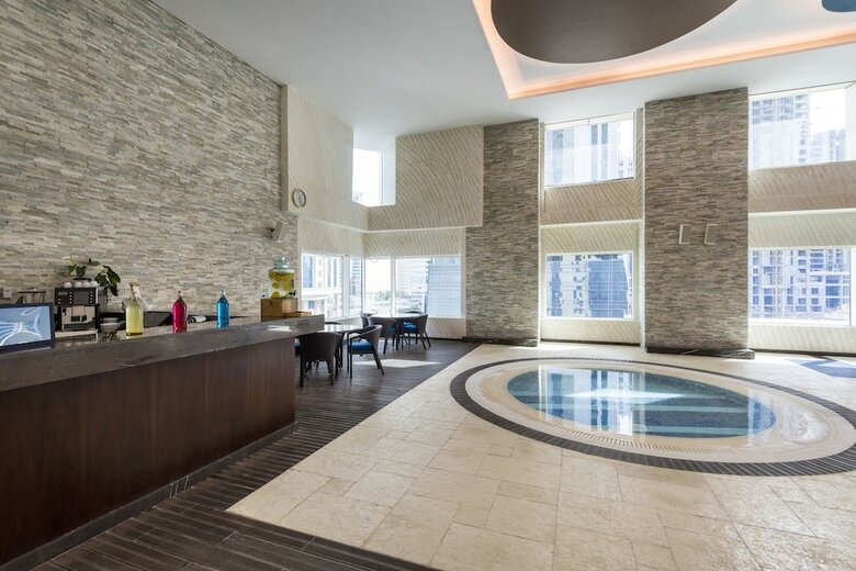 Aparthotel Centara West Bay Residences & Suites