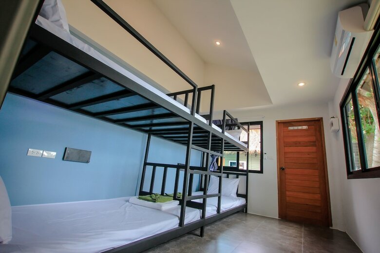 Hostal Bandon Beach Bar & Hostel - Adults Only