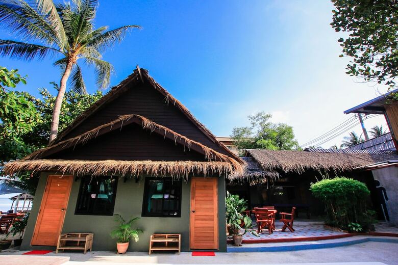 Hostal Bandon Beach Bar & Hostel - Adults Only
