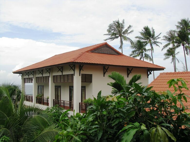 Hotel Vuon Tra Resort