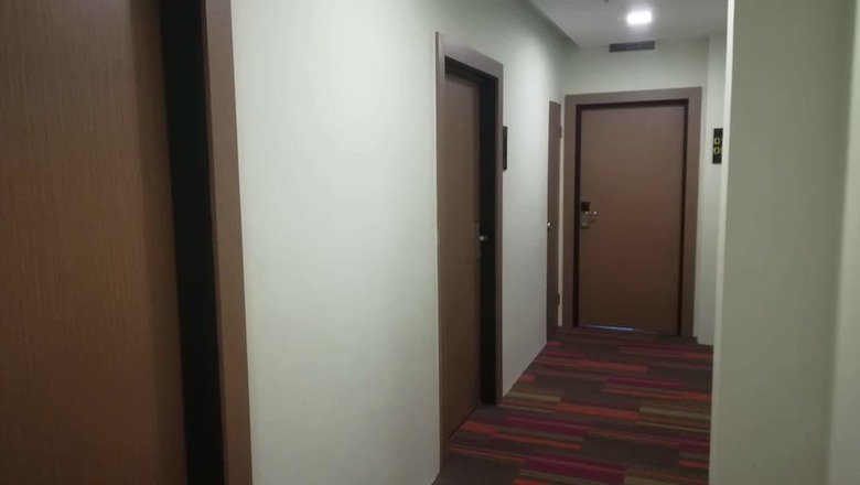 Roxy Hotel And Apartments
