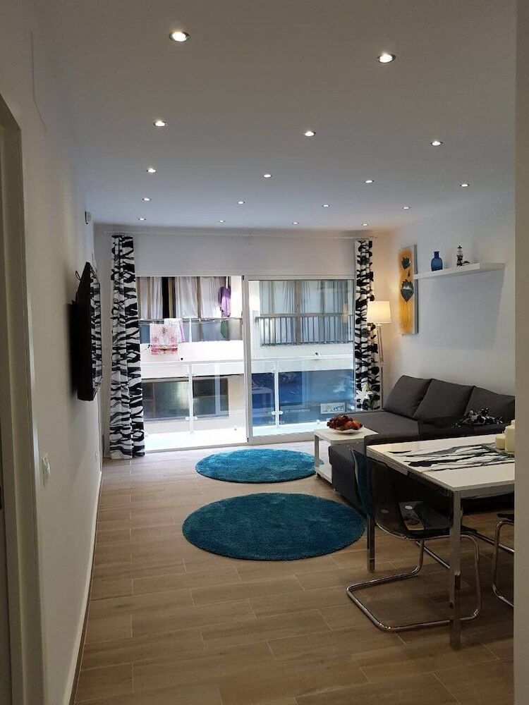 Boliches Apartment In First Line
