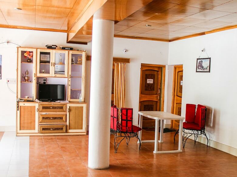 Hotel Ibex Guest House