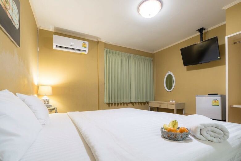 New Fuji Hotel Surawong Road Bangkok