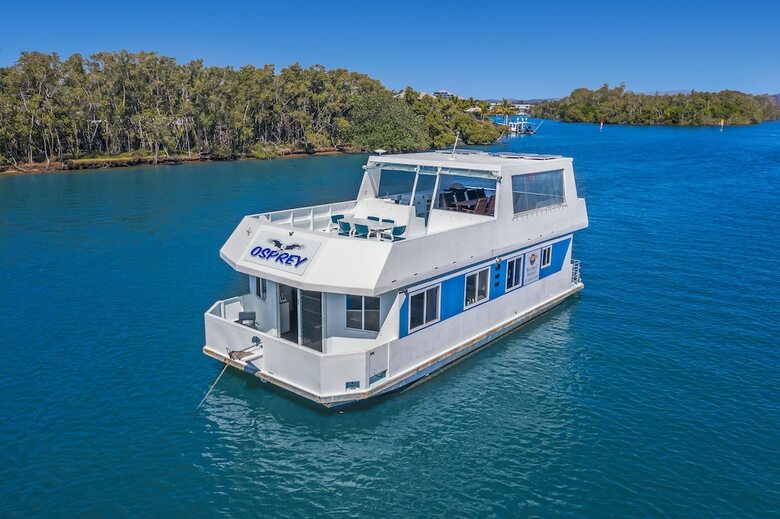 Coomera Houseboat Holidays