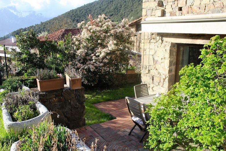 Apartamentos La Casa de Las Chimeneas