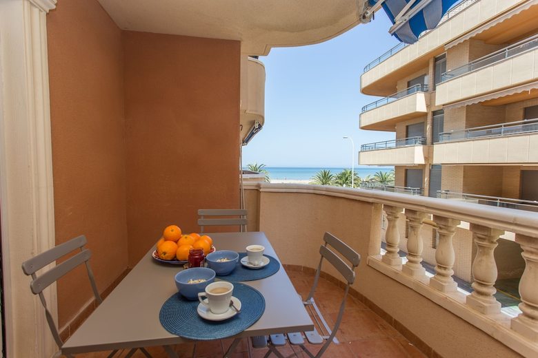 D�nia Front Beach Apartment
