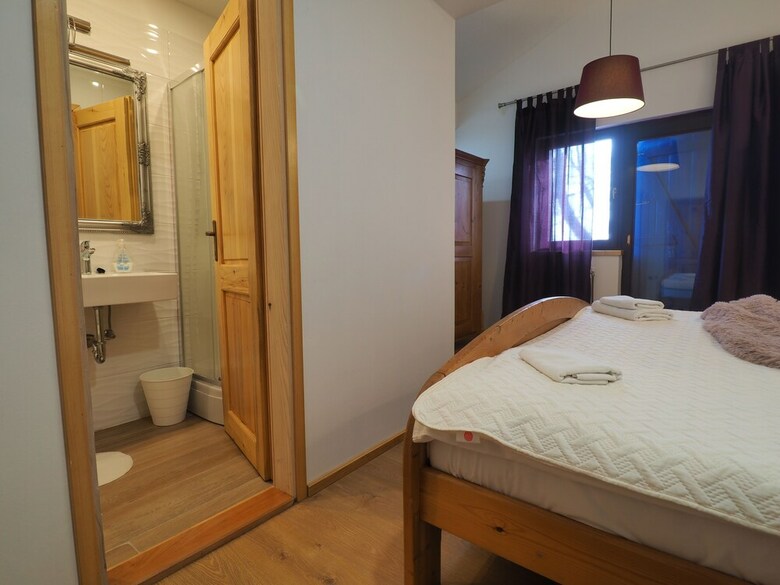 Hotel Guest House Sara Latin