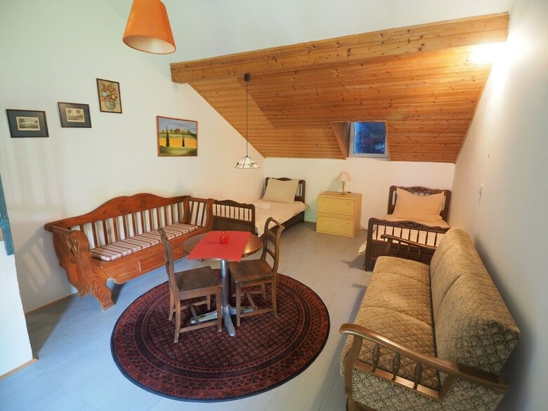 Hotel Guest House Sara Latin
