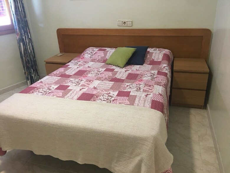 Hostal Burgal�s