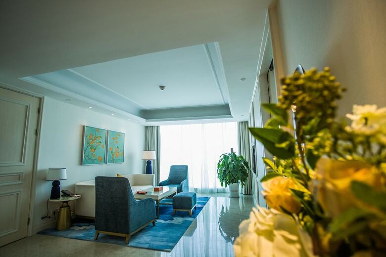 Hotel Plaza Carnival Qingdao