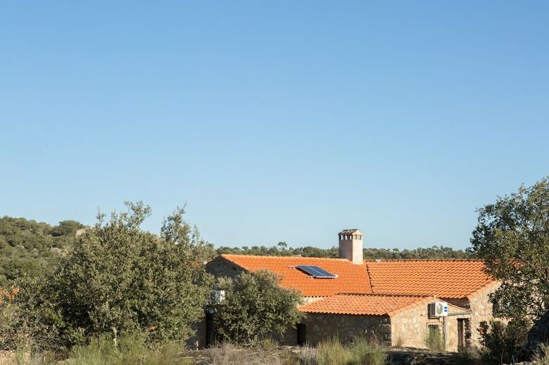 Hostal Albergue La Jarilla