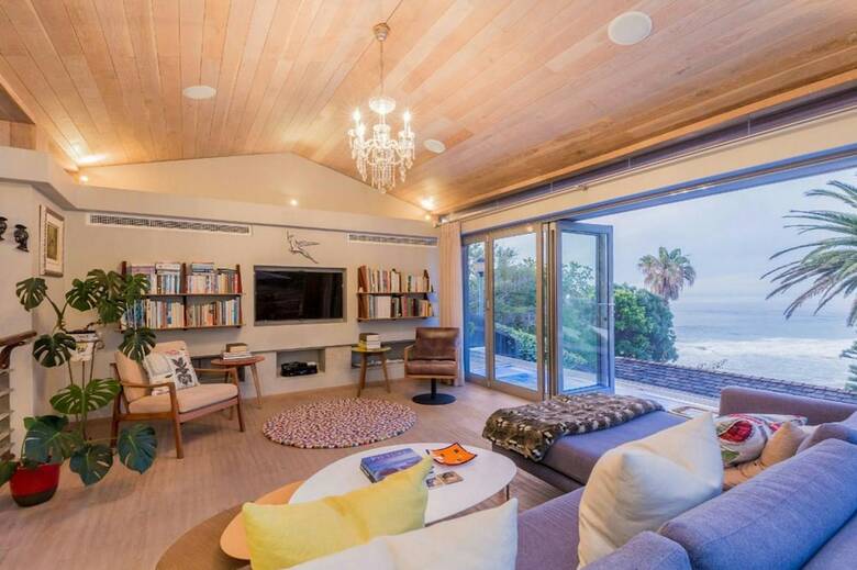25 Third Beach Clifton