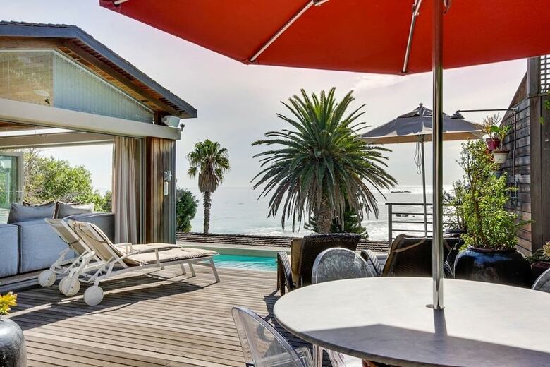 25 Third Beach Clifton