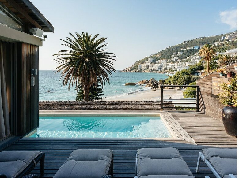 25 Third Beach Clifton