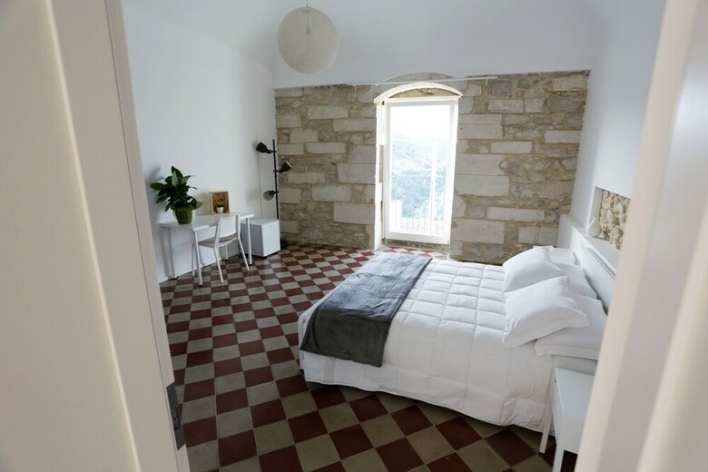 Reusuite Authentic Sicilian Hospitality