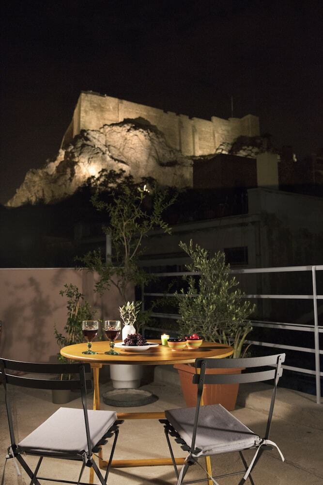 Hotel Thea's Residency