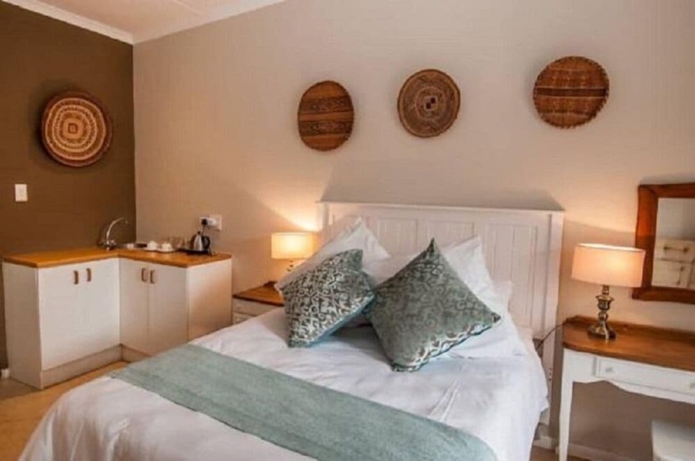 Hotel Lenore Guest House