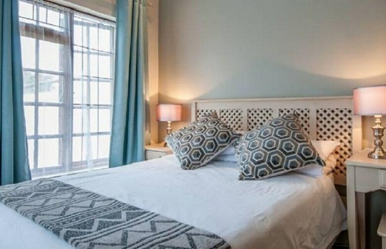 Hotel Lenore Guest House
