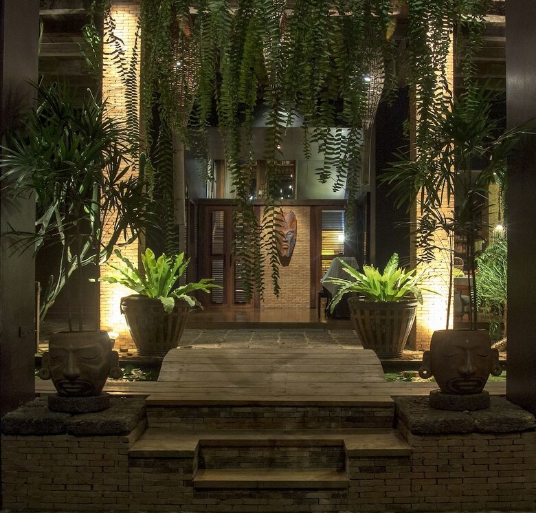 Villa Chandra Residence