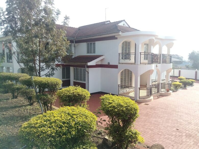 Hostal Zazu Hostel
