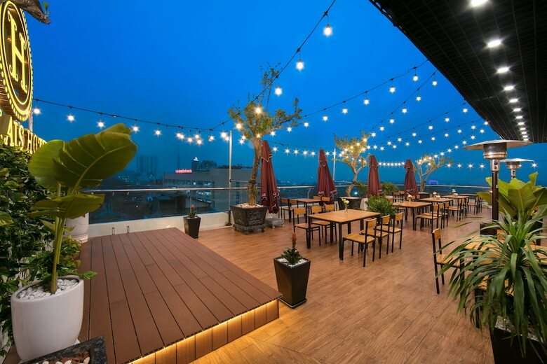 Halais Hotel