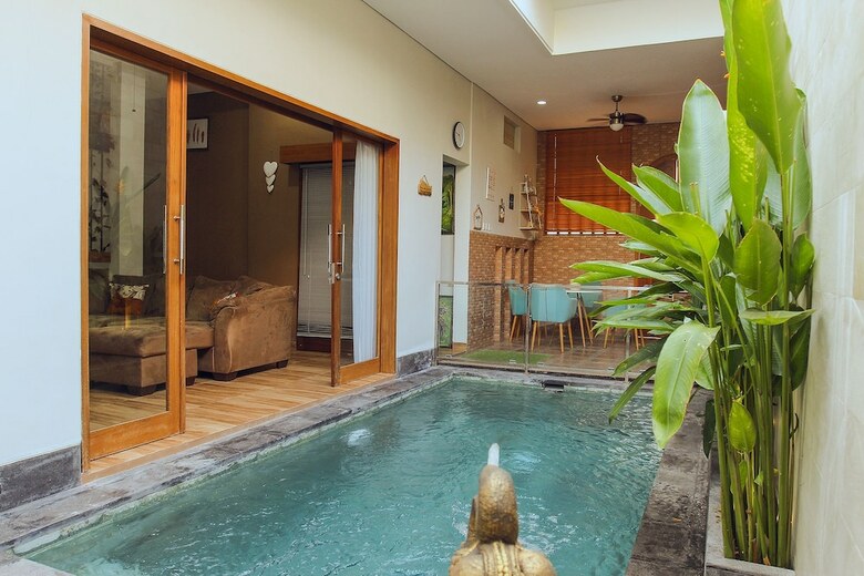 Hotel The Vishaka Villa