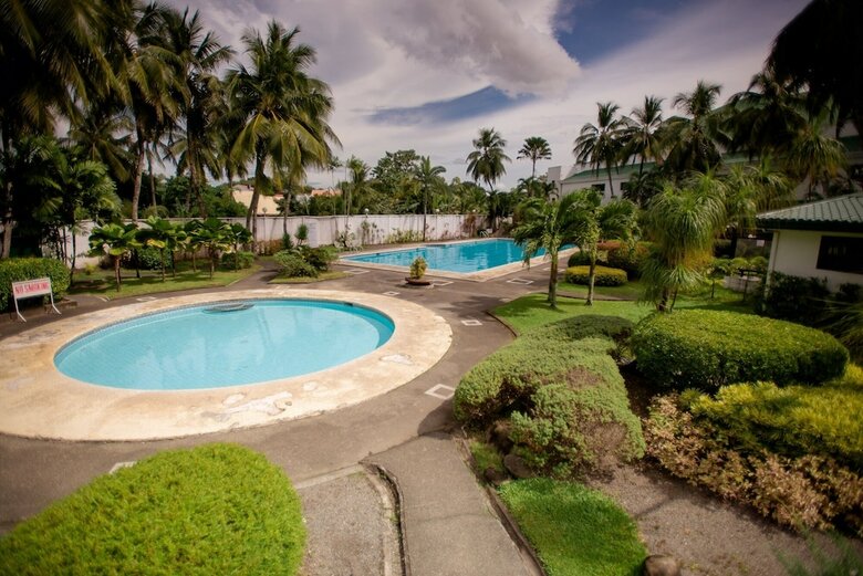 Hotel Luxur Place