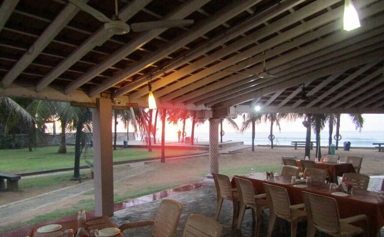 Hotel Mamalla Beach Resort