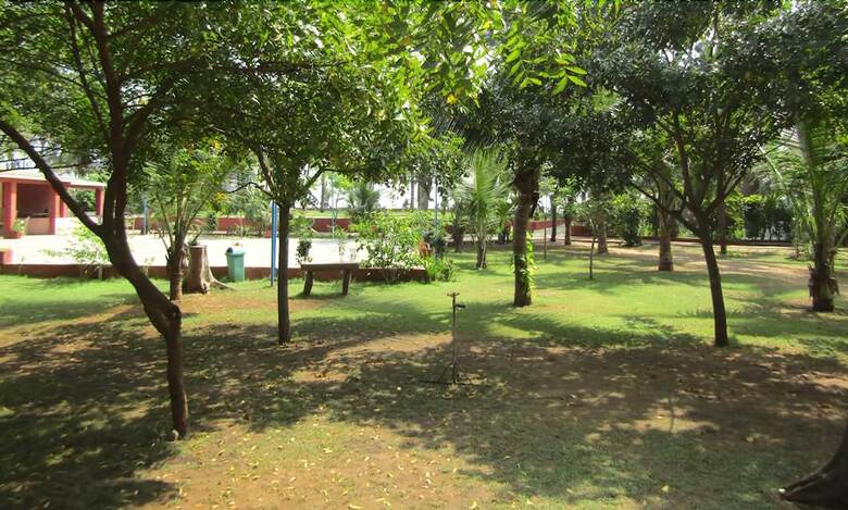 Hotel Mamalla Beach Resort