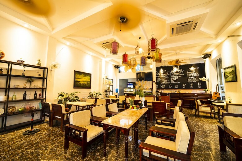 Phadin Hotel