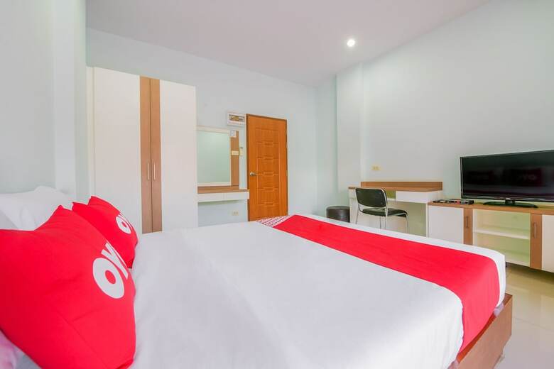 Hotel Oyo 452 Purada Mansion