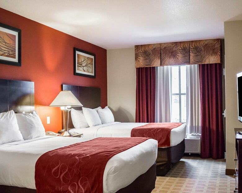 Hotel Comfort Suites Vero Beach I-95